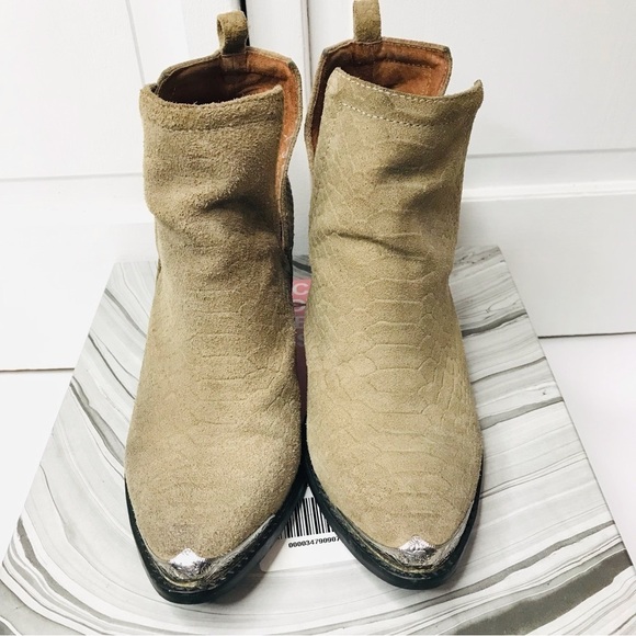 Price firm JEFFREY CAMPBELL Cromwell Snake Pointed Toe Cowboy Boots Size 6 - Picture 2 of 9